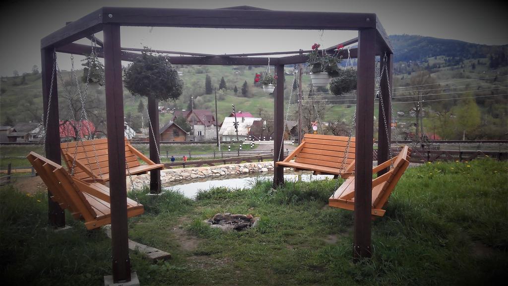 Cottage Ozerniy Laseschtschyna Exterior foto